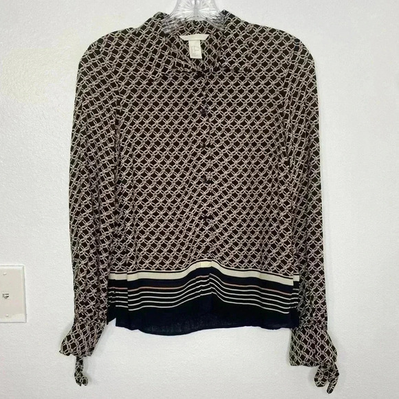 H&M Button Down Chain Link Blouse Top - Picture 2 of 5